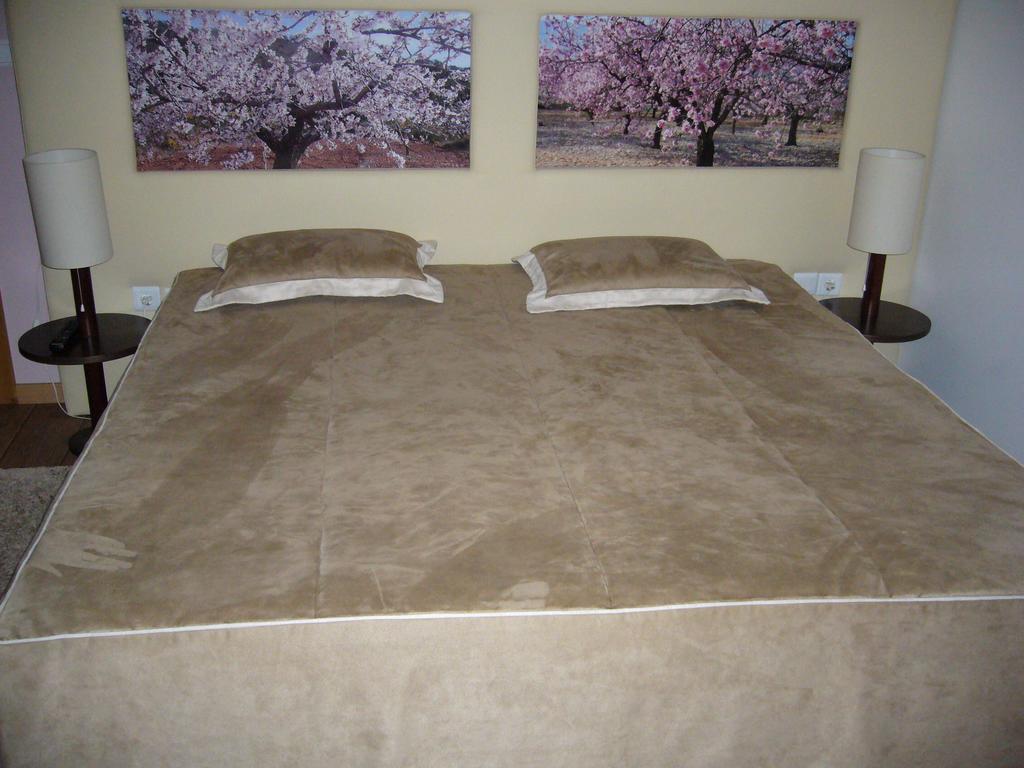 Moinho Da Ponte Velha Guest House บรากันซา ภายนอก รูปภาพ